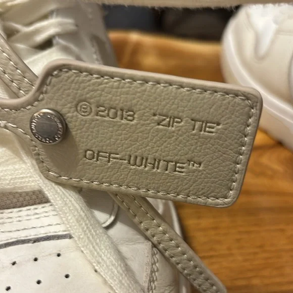 Off-white womens out of office, low trainers, in white/beige size 39 (8.5) - Picture 8 of 9